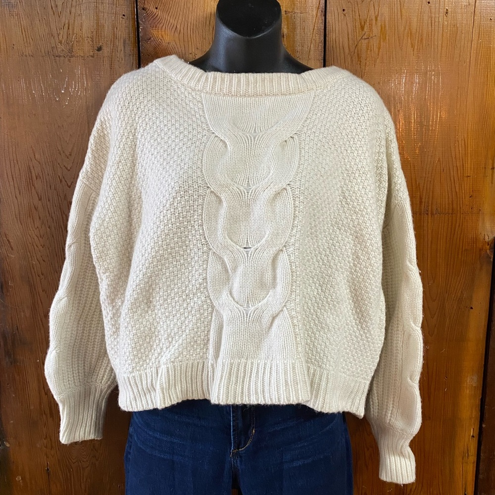 Cozy Cable Knit Sweater - Cream